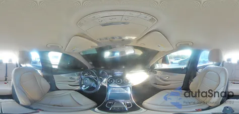 2016 Mercedes-Benz C 300 из США, поврежденный, VIN 55SWF4JB5GU177329